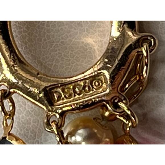 D.S. Co. Daniel Swarovski Vintage Triple Strand Pearl Pink Blue Crystal Necklace - Picture 4 of 11